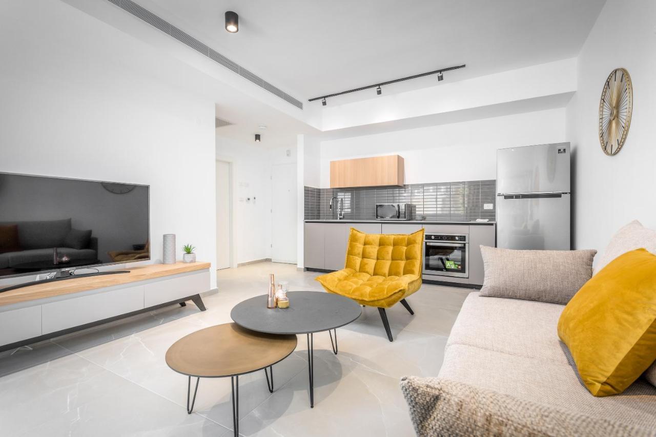 Stunning 1 Bdr With Balcony On Sheinkin St Tel Aviv Exterior foto